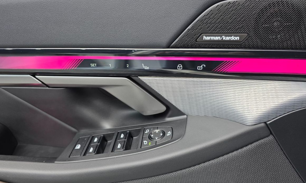 BMW 5-Series 520i M Sport, 2025