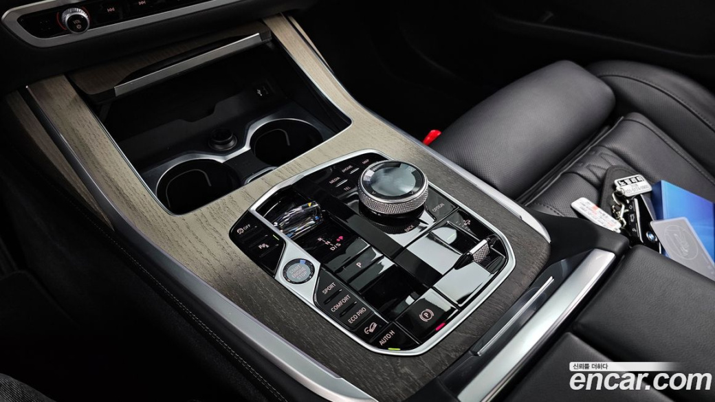 BMW X7 xDrive 40i Design Pure Excellence 7-Seater, 2025