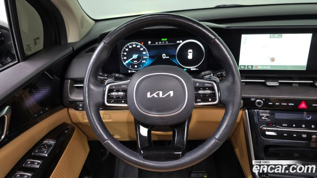 Kia Carnival 9-Seater Signature, 2022