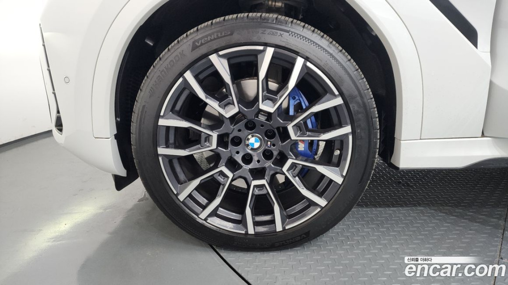 BMW X6 xDrive40i M Sport, 2024