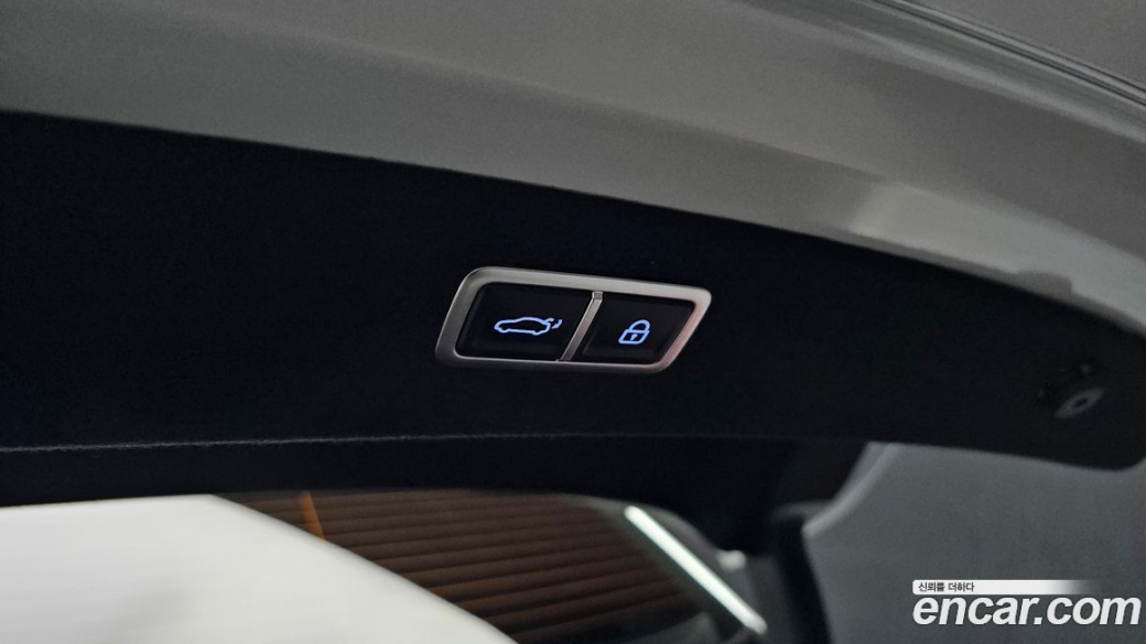 Genesis G80 Gasoline 2.5 Turbo AWD, 2025