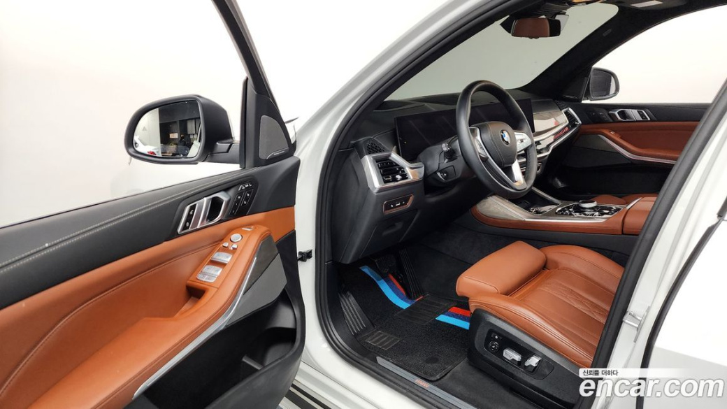 BMW X7 xDrive 40i Design Pure Excellence 7-Seater, 2024