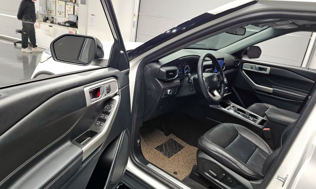 Ford Explorer 2.3 LimIted 4WD, 2022