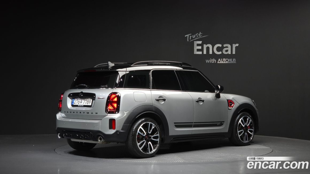 Mini Countryman JCW Launch Pack, 2023