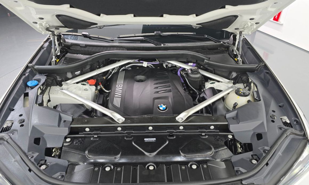 BMW X5 xDrive 40i M Sport, 2024