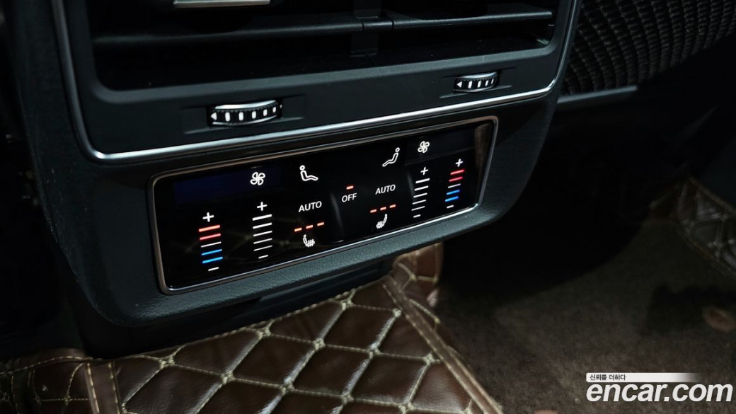Audi Q7 55 TFSI Quattro Premium, 2023