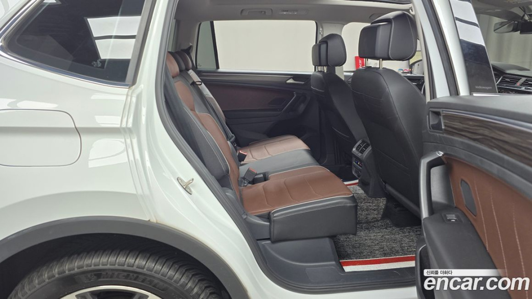 Volkswagen Tiguan 2.0 TSI Prestige, 2023