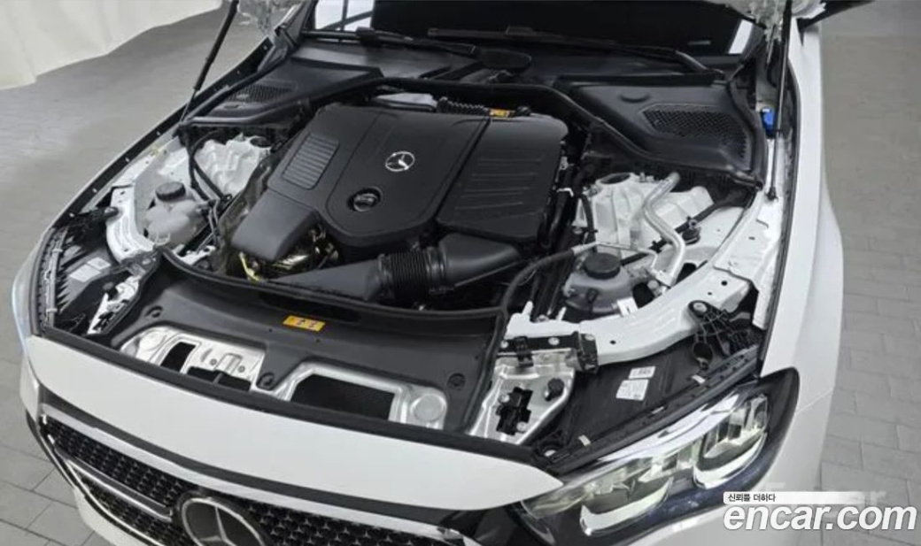 Mercedes-Benz E-Class E200 AMG Line, 2026