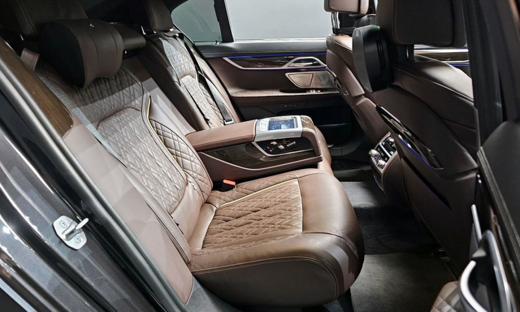 BMW 7-Series 730d xDrive Design Pure Excellence, 2022