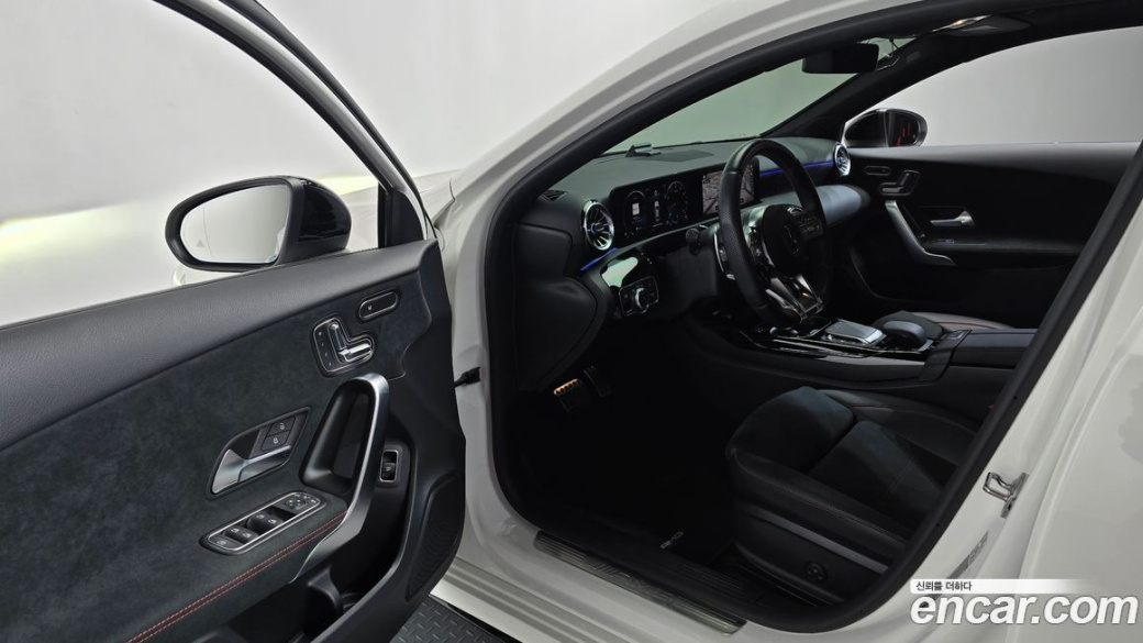 Mercedes-Benz A-Class AMG A35 4MATIC Sedan, 2023