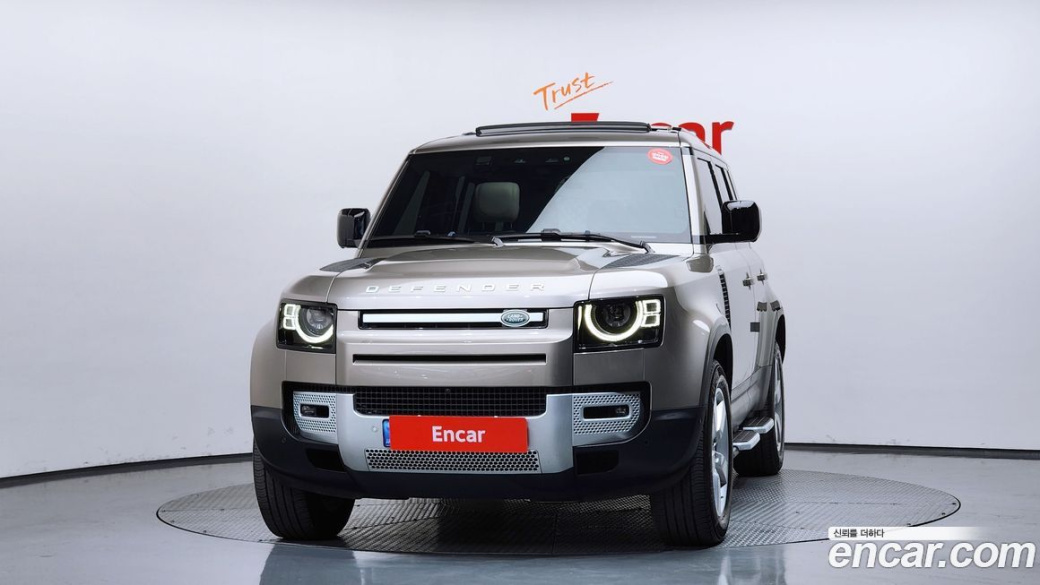 Land Rover Defender 110 D300 HSE, 2023