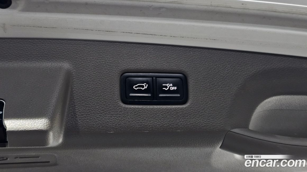 Kia Carnival 9-Seater Noblesse, 2023