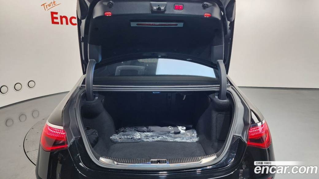 Mercedes-Benz S-Class S580L 4MATIC, 2022