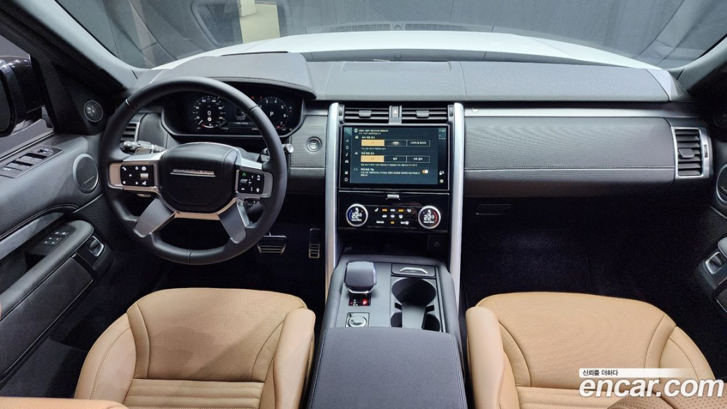 Land Rover Discovery P360 Dynamic HSE, 2024