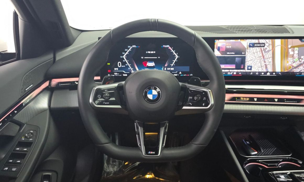 BMW 5-Series 530i xDrive M Sport, 2024