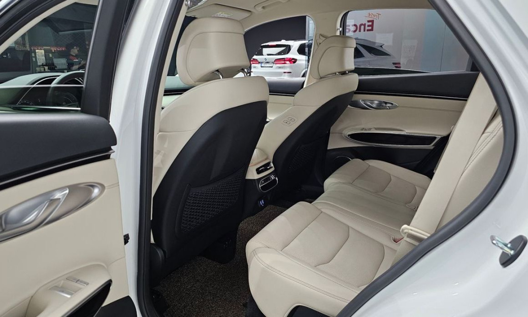 Genesis GV70 2.5T Gasoline AWD, 2024