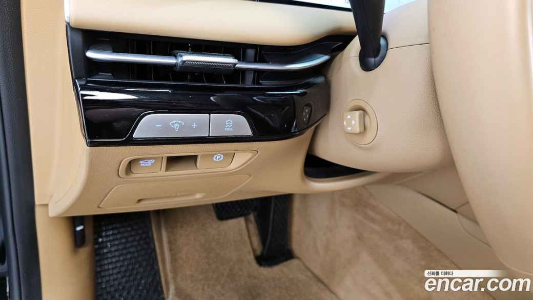 Genesis G80 Gasoline 2.5 Turbo AWD, 2025