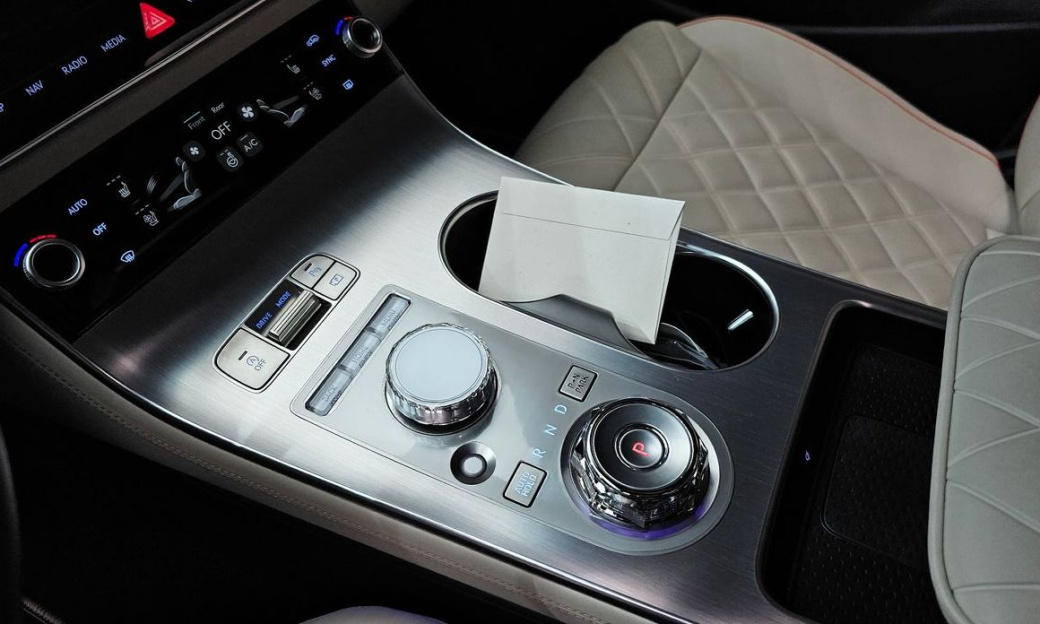 Genesis GV70 2.5T Gasoline 2WD, 2025