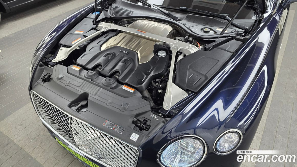 Bentley Continental 4.0 GT Azure, 2023