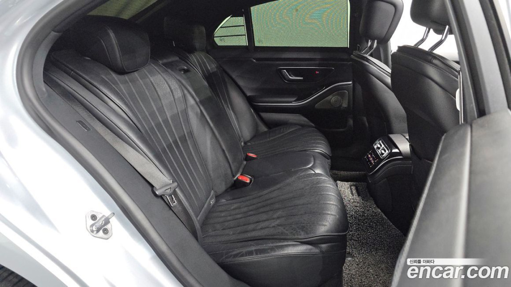 Mercedes-Benz S-Class S350 d, 2022