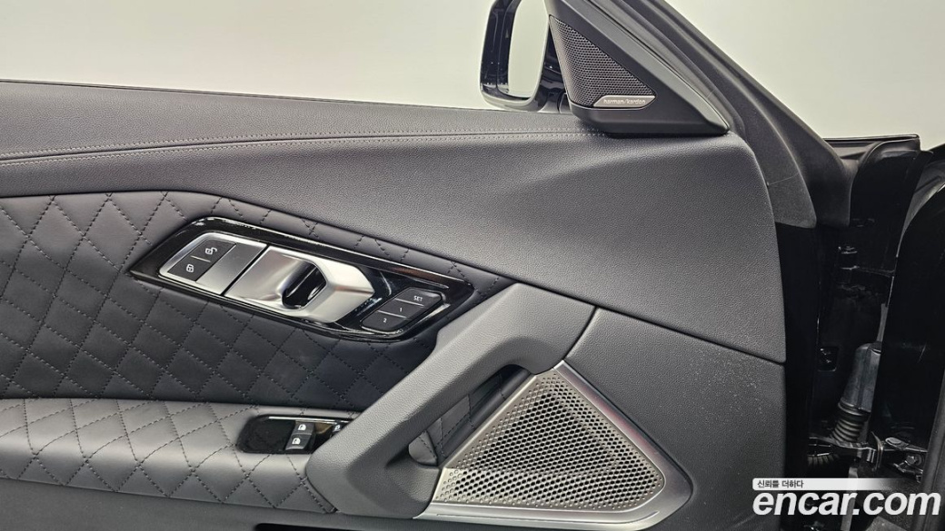 BMW Z4 M40i, 2025