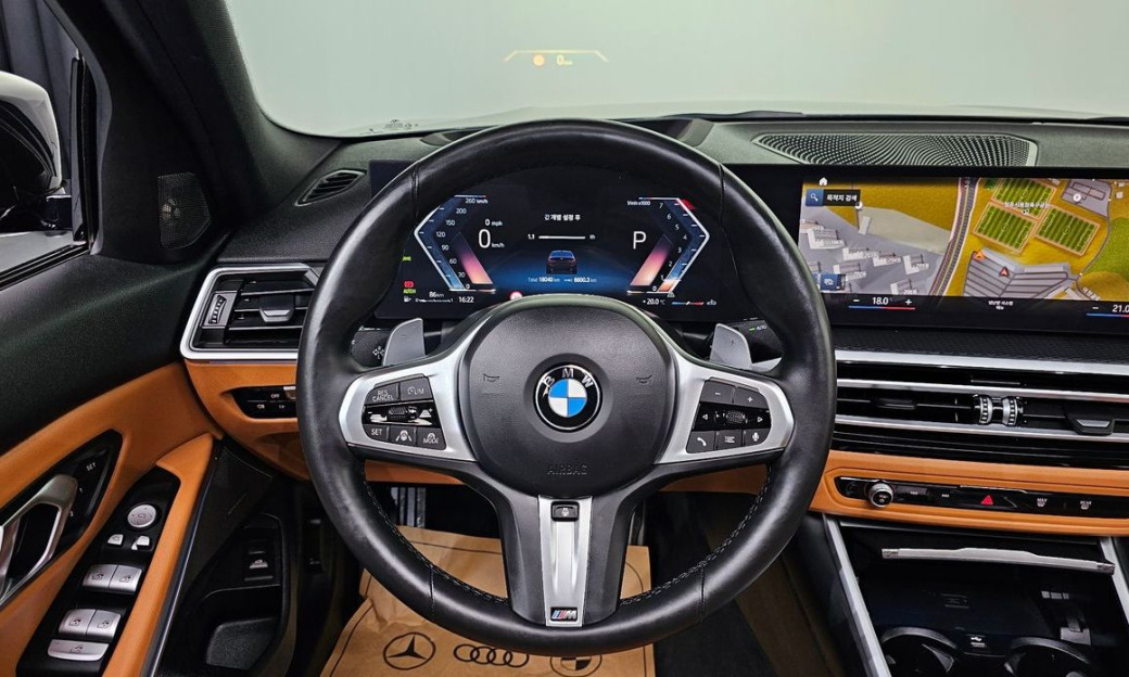 BMW 3-Series 320i M Sport, 2024