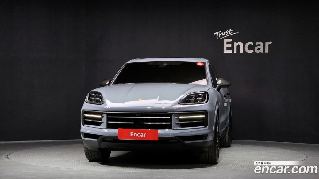 Porsche Cayenne 3.0, 2024