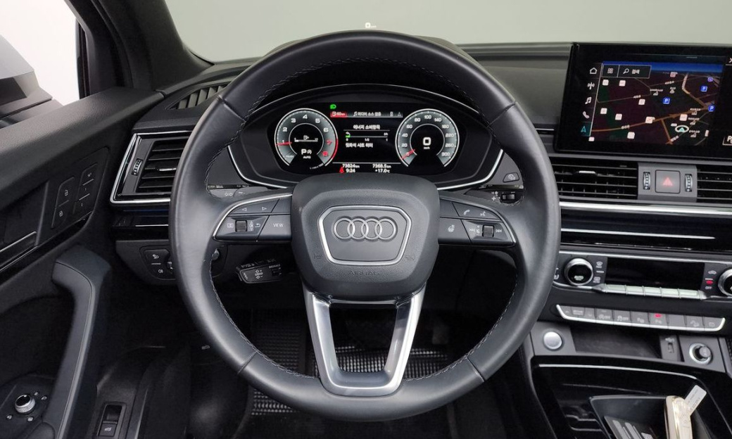 Audi Q5 45 TFSI Quattro Premium, 2022