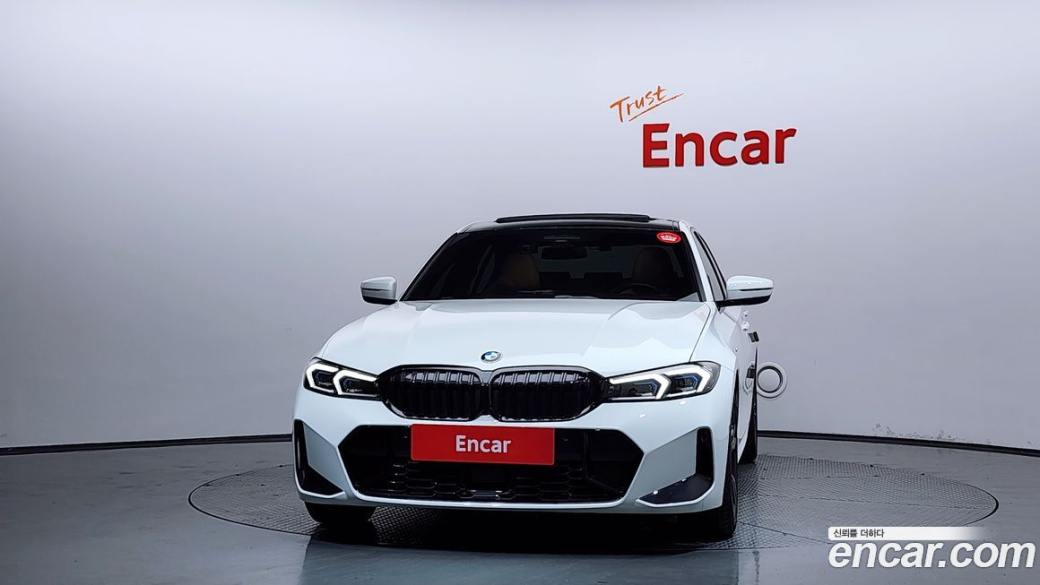BMW 3-Series 320i M Sport, 2023