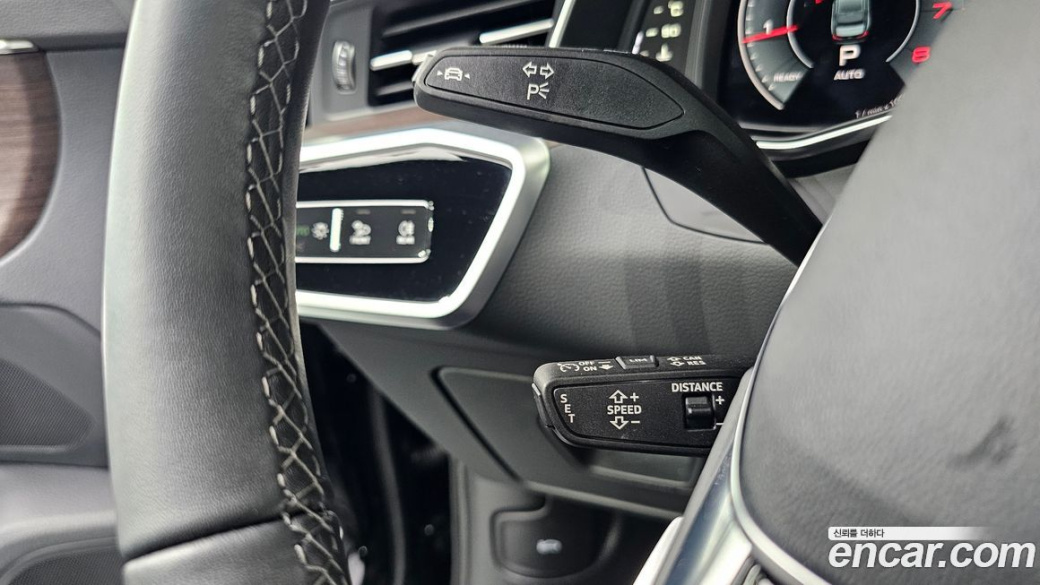 Audi A6 45 TFSI Quattro Premium, 2025