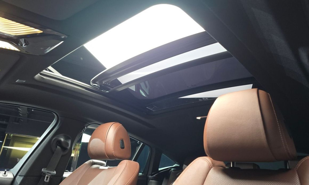 BMW X6 xDrive40i M Sport, 2022