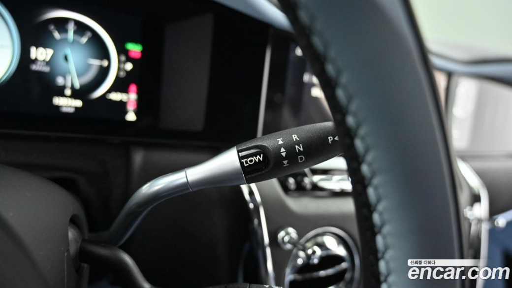 Rolls-Royce Cullinan 6.7 V12, 2025