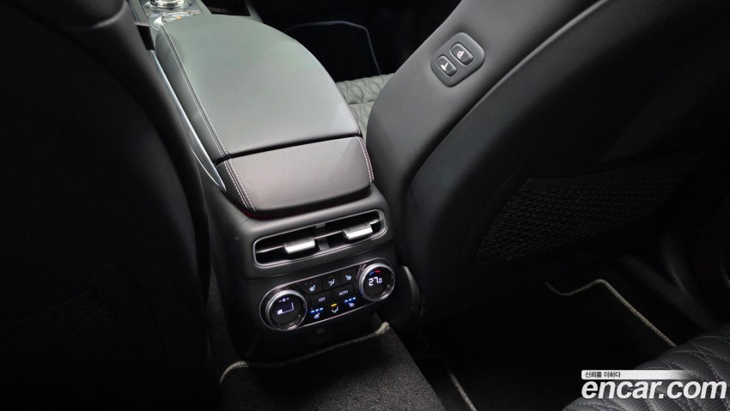Genesis GV70 2.5T Gasoline 2WD, 2021