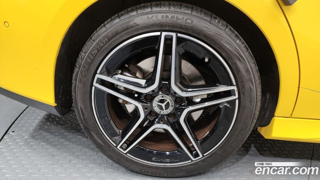 Mercedes-Benz CLA-Class CLA250 4MATIC, 2023