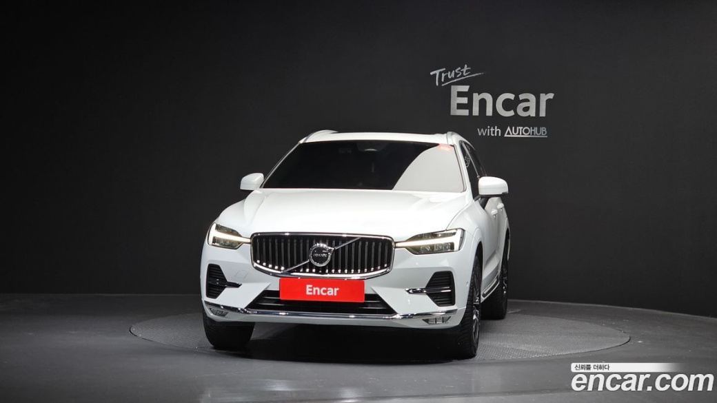 Volvo XC60 B5 Inscription, 2022