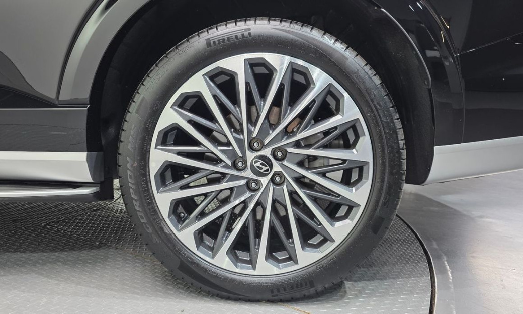 Hyundai Palisade Gasoline 2.5T 4WD 7-Seater, 2025