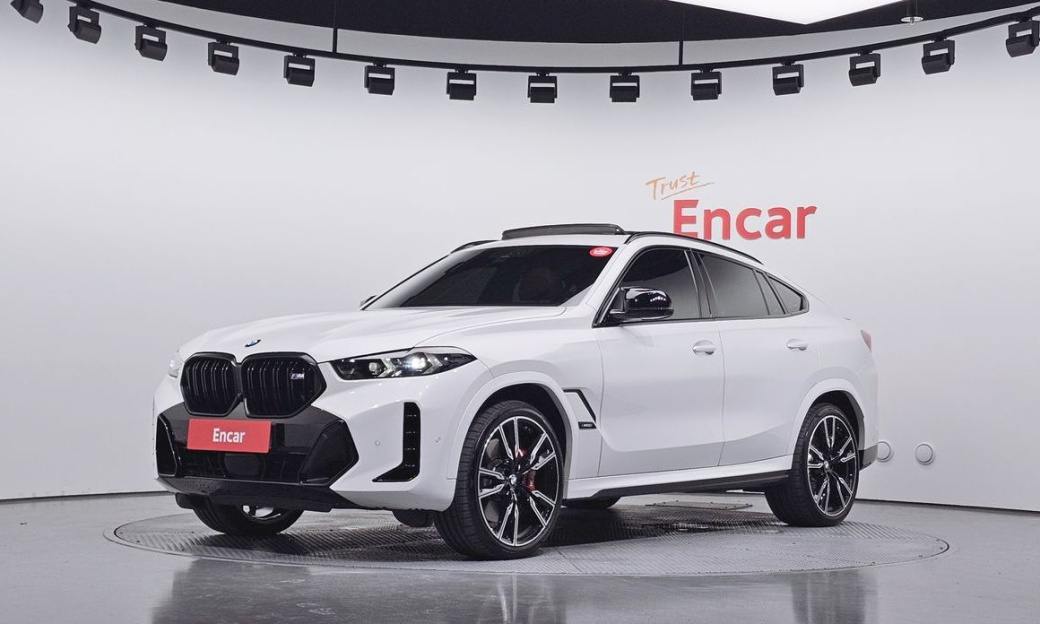 BMW X6 M60i, 2025
