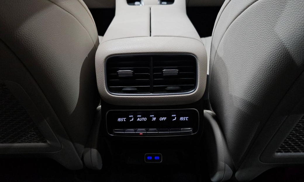 Mercedes-Benz GLE-Class GLE300d 4MATIC, 2024