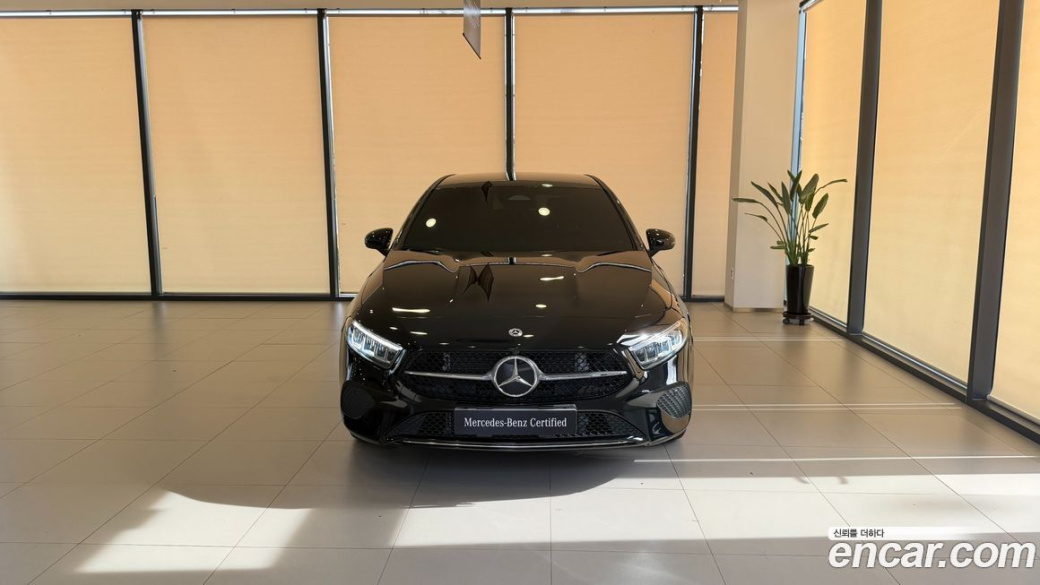 Mercedes-Benz A-Class A220 Hatchback, 2024