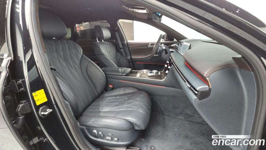 Genesis G80 Gasoline 2.5 Turbo AWD, 2025