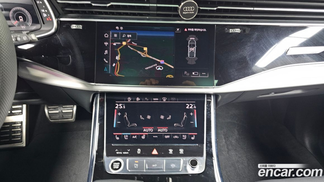 Audi Q8 55 TFSI Quattro Premium, 2023