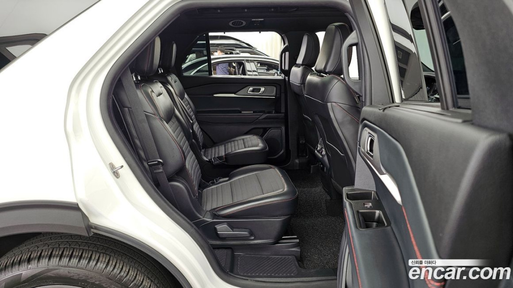 Ford Explorer 2.3 ST-Line 4WD, 2025
