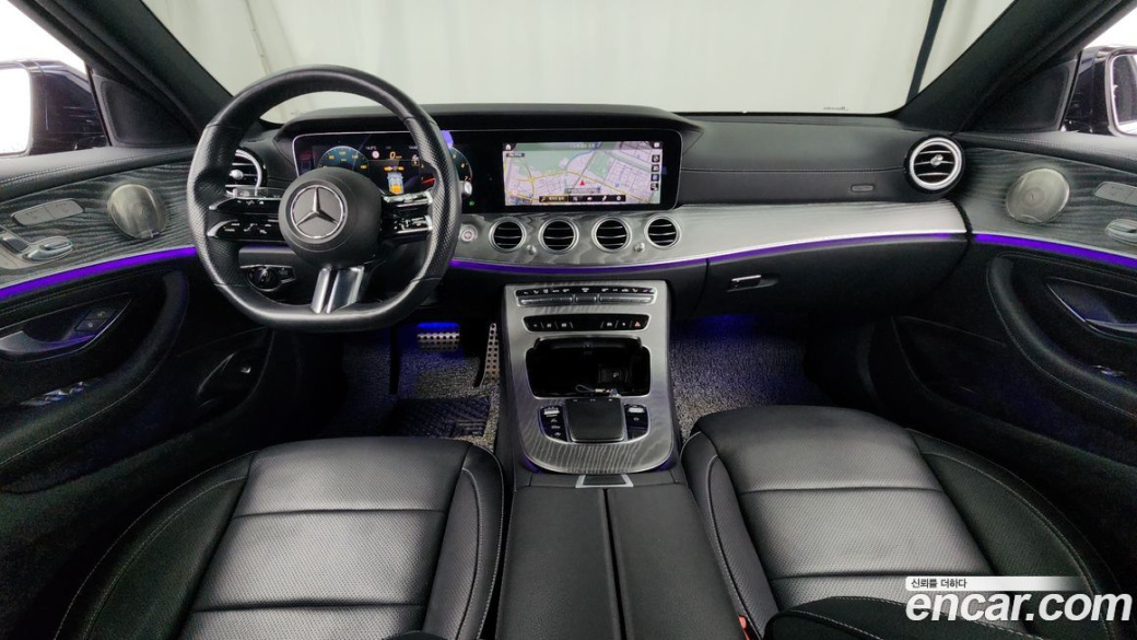Mercedes-Benz E-Class E350 4MATIC AMG Line, 2022