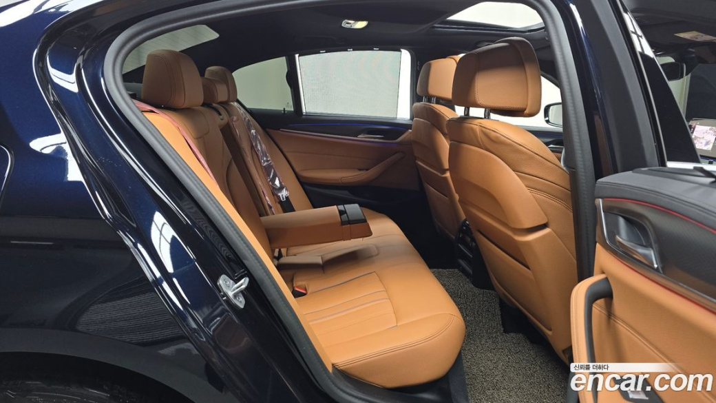 BMW 5-Series 520i M Sport, 2023