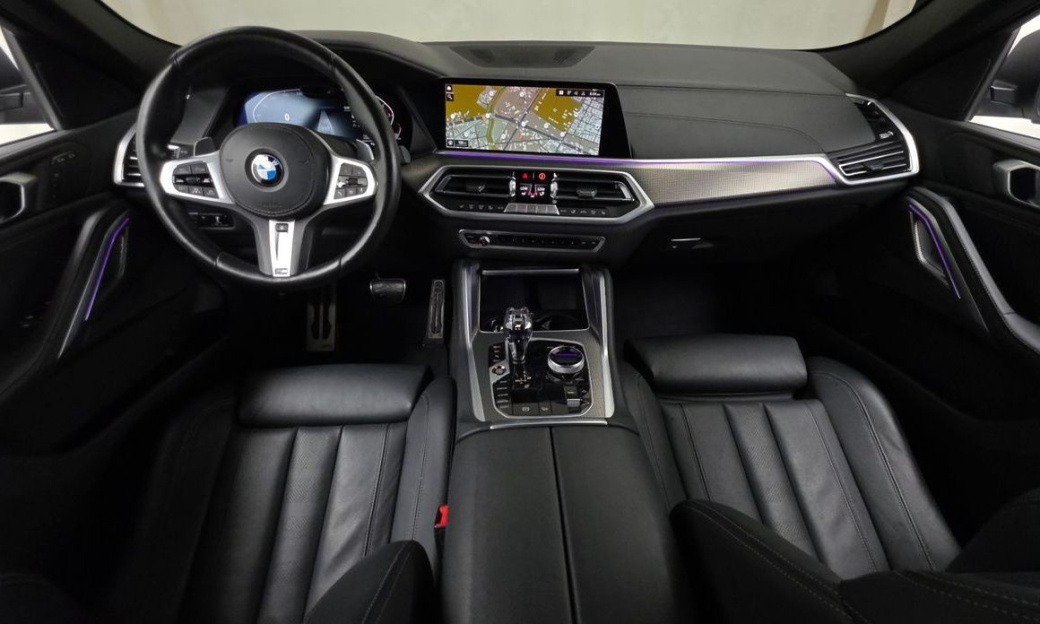 BMW X6 xDrive40i M Sport, 2022