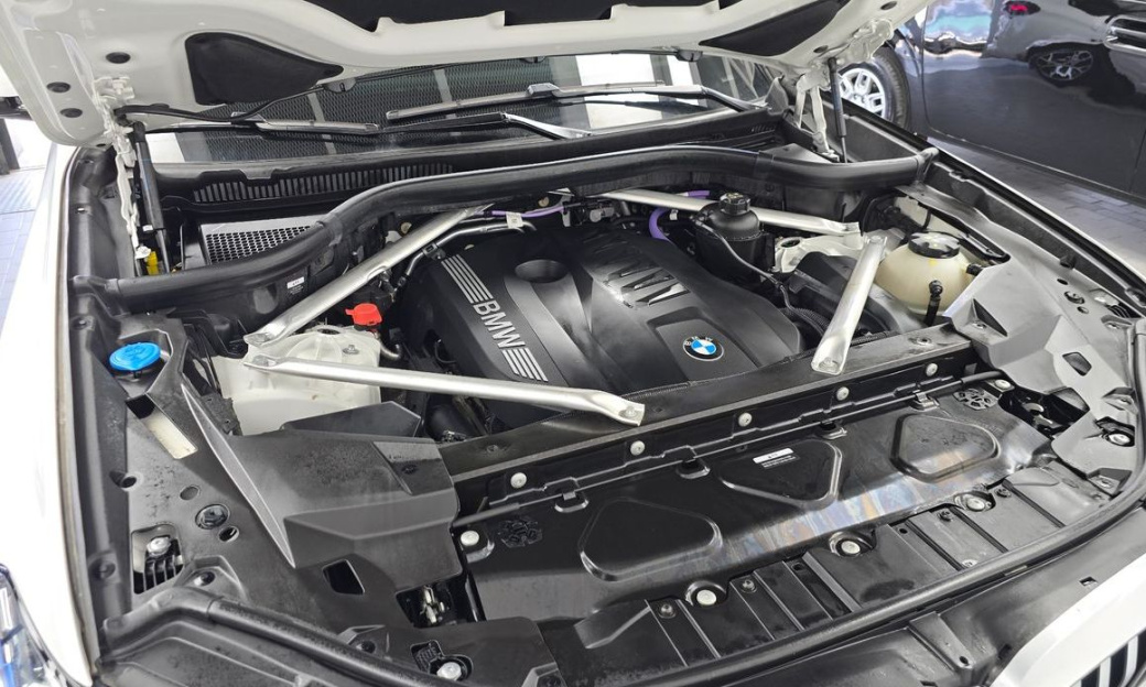 BMW X5 xDrive 40i M Sport, 2024