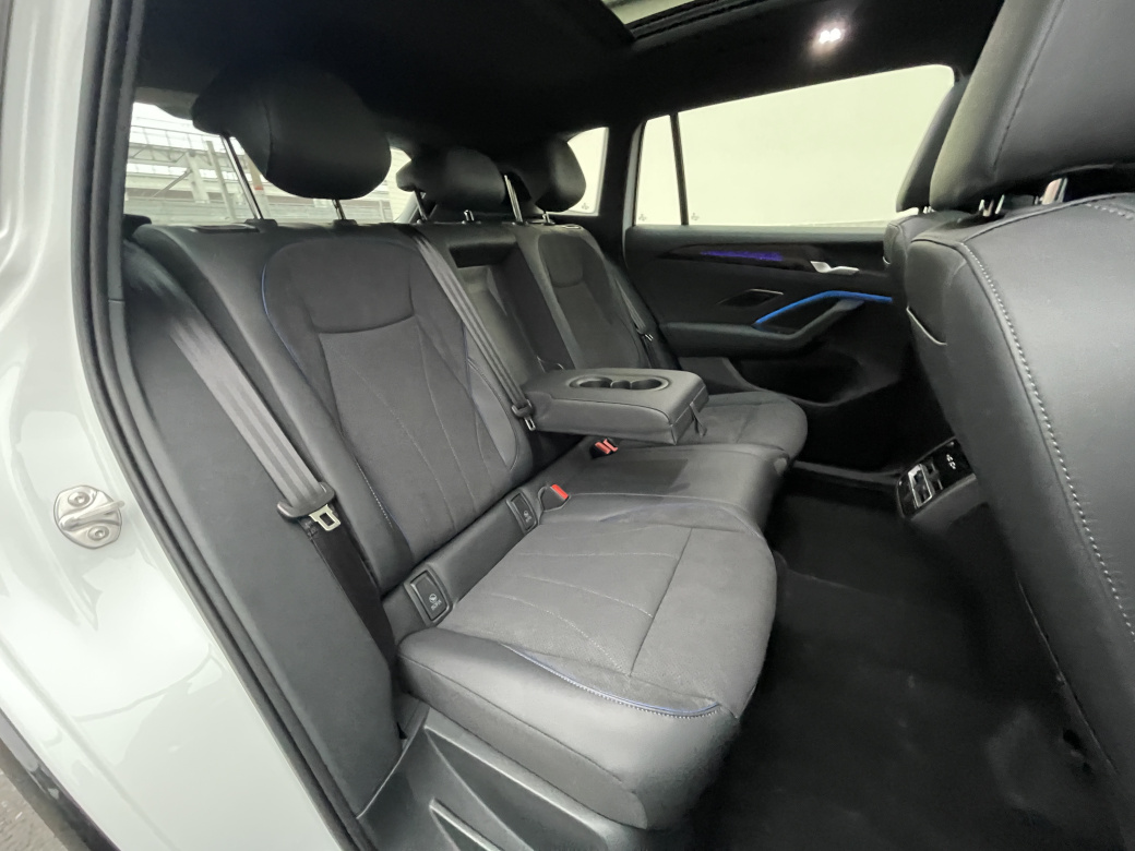 Volkswagen Tiguan L Pro 