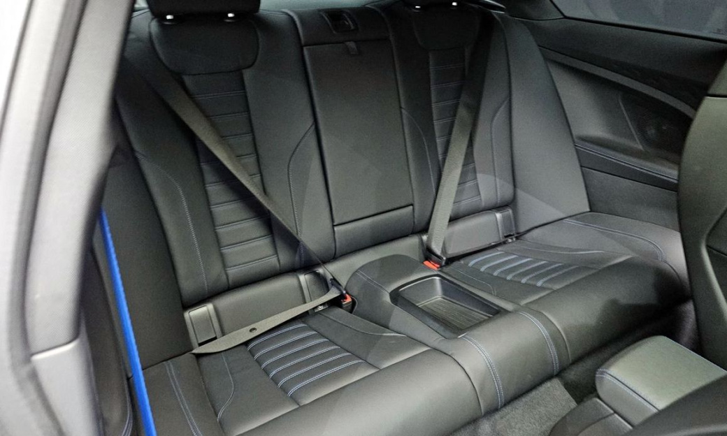 BMW 2-Series M240i xDrive Coupe, 2024