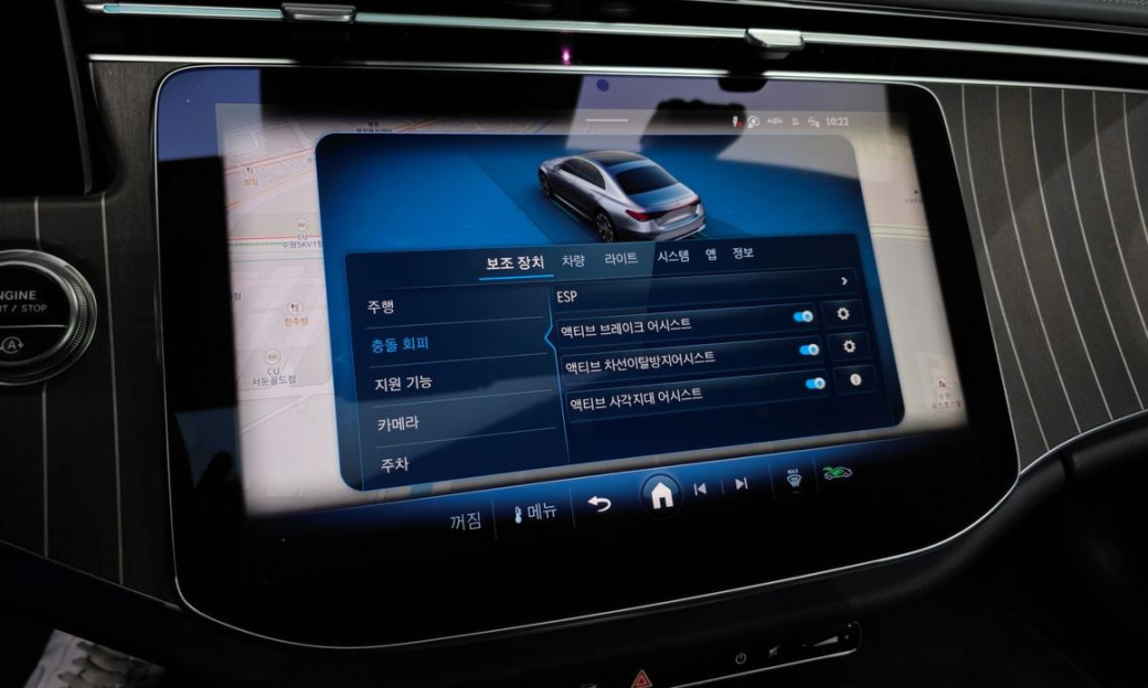 Mercedes-Benz E-Class E300 4MATIC Exclusive, 2025