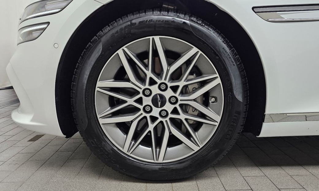 Genesis G80 Gasoline 2.5 Turbo 2WD, 2026